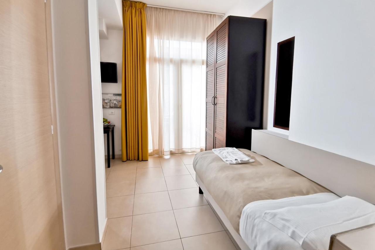 Hotel Poetto Cagliari Luaran gambar